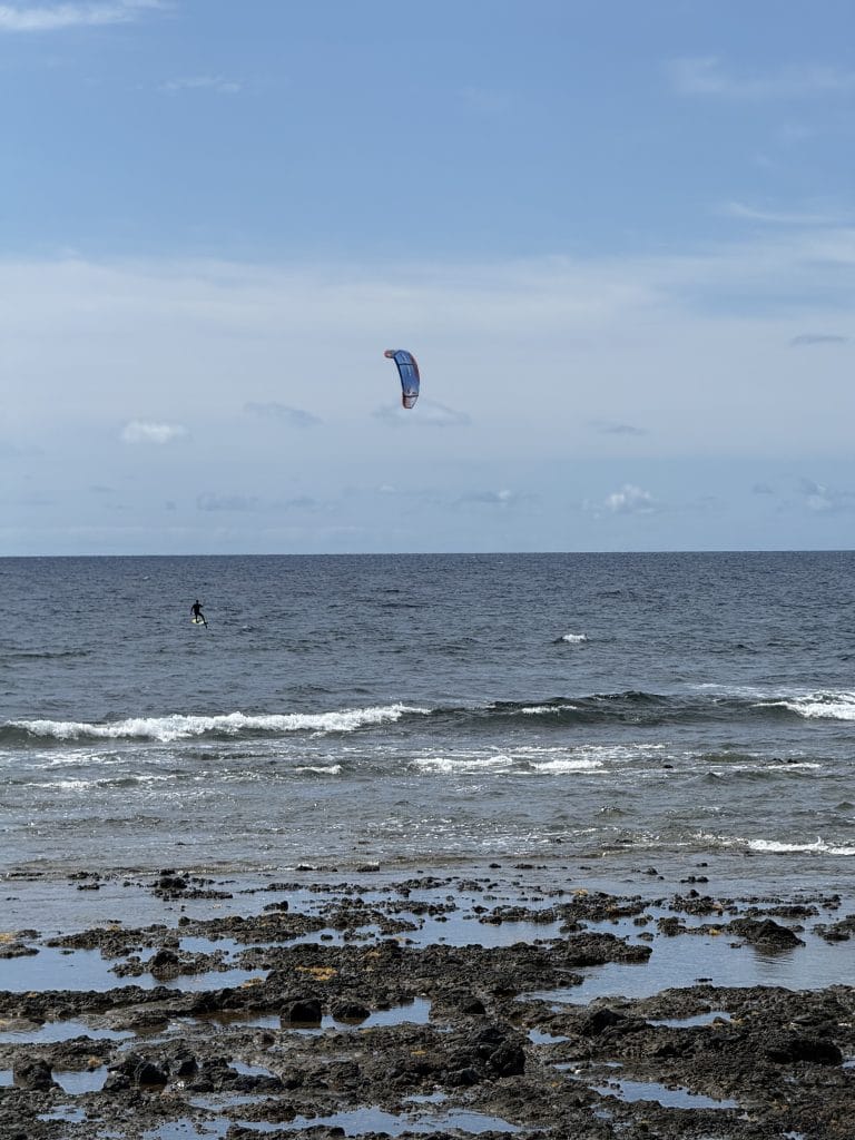 le kitesurf et le windsurf à El Medano, Tenerife