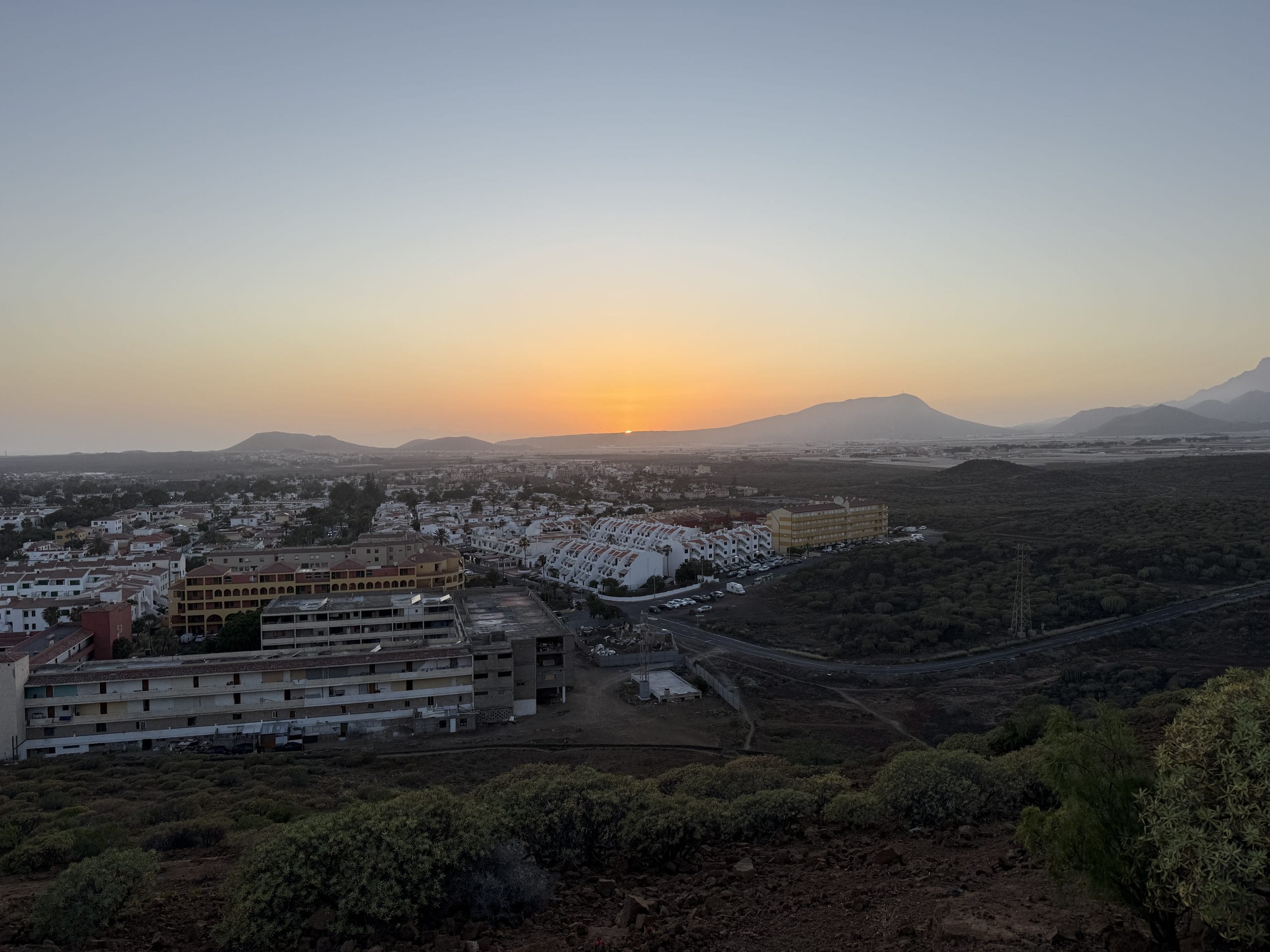 Montaña Amarilla : un spot tranquille pour voir le coucher de soleil dans le sud de Tenerife