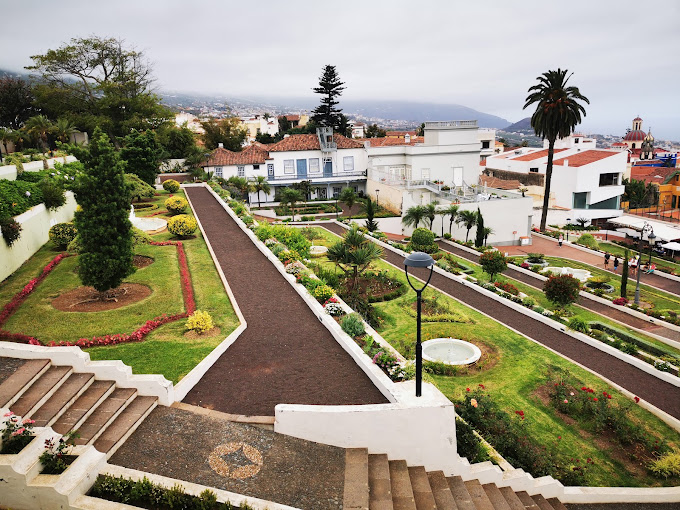 Les jardins de la Quinta Roja, terrasses fleuries surplombant La Orotava