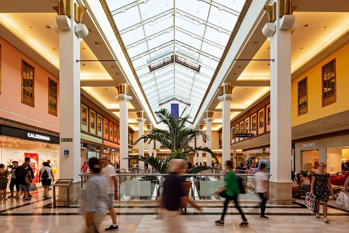 Intérieur du centre commercial La Villa à La Orotava, Tenerife