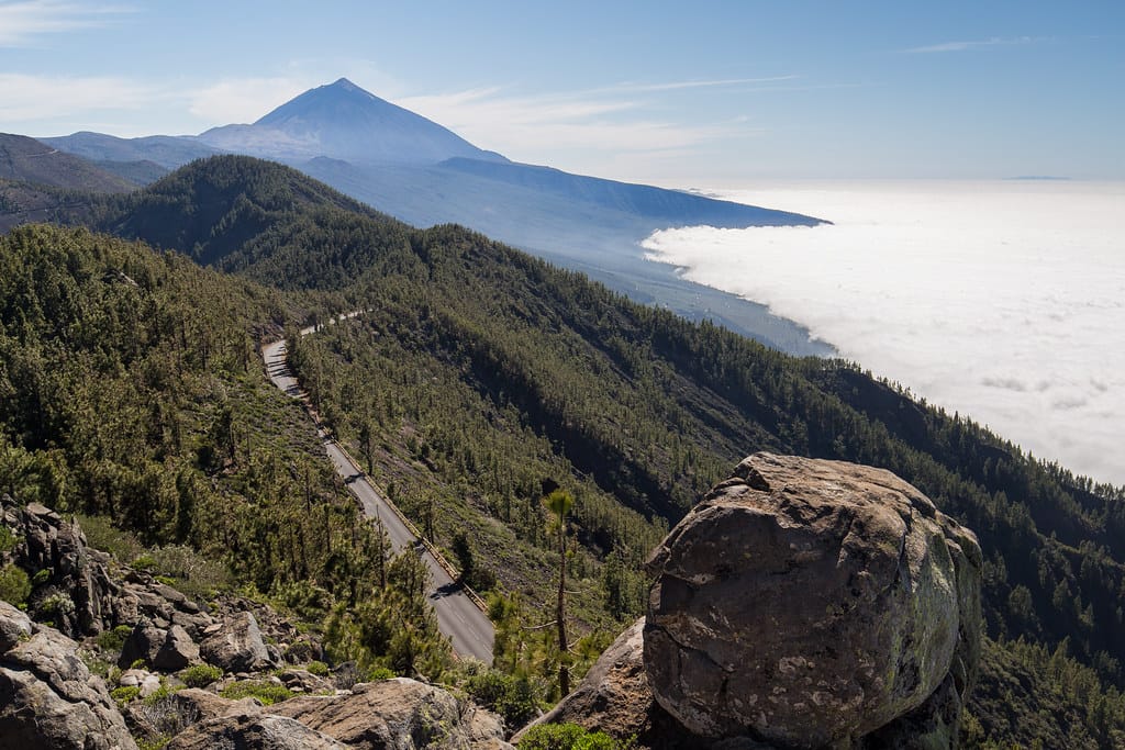 Mirador de Ayosa à Tenerife : panorama sur la vallée de La Orotava et le Teide