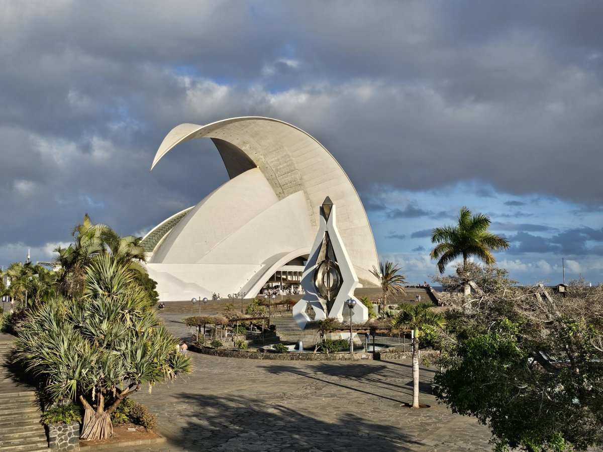 L'Auditorio de Tenerife, signé Santiago Calatrava, symbole architectural de la ville